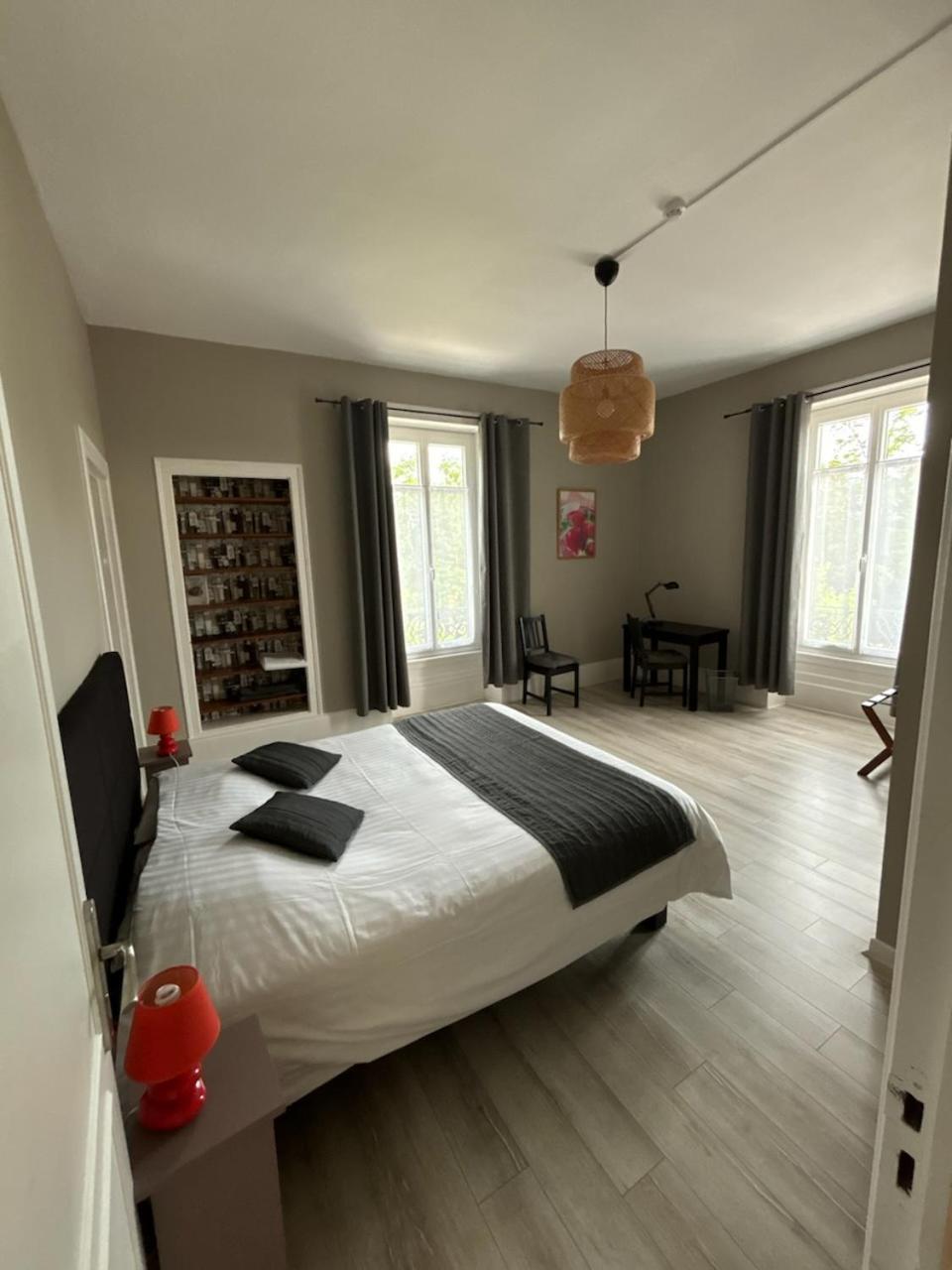 Logis Hotel & Restaurant Le Parcey מראה חיצוני תמונה